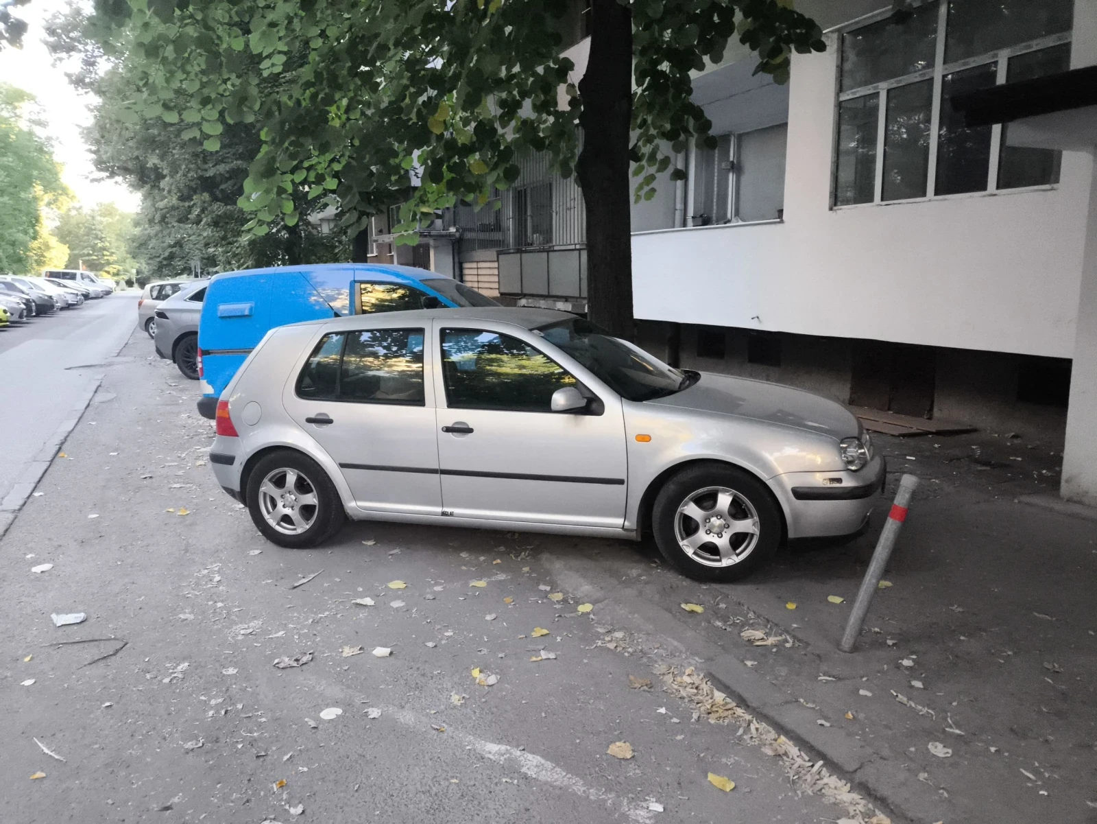 VW Golf, снимка 3 - Автомобили и джипове - 56441125