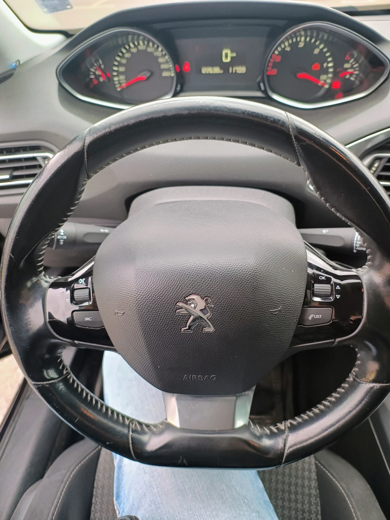 Peugeot 308, снимка 11 - Автомобили и джипове - 56659929