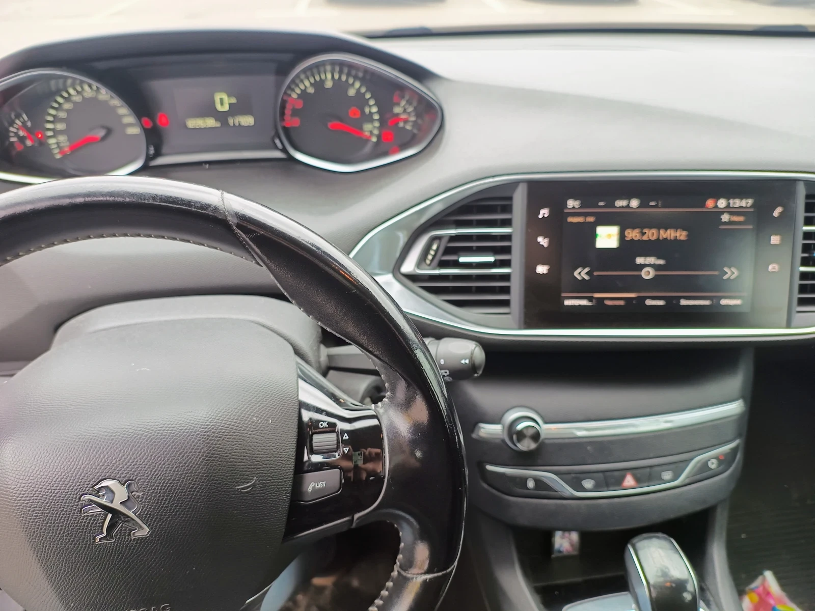 Peugeot 308, снимка 8 - Автомобили и джипове - 56659929