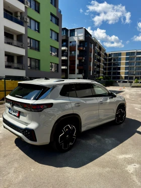 VW Tiguan 2.0 TSI R-Line Plus 4Motion / Гаранция , снимка 4