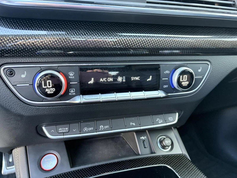 Audi SQ5 PROGRESSIV / АВТО КРЕДИТ, снимка 11 - Автомобили и джипове - 52474355