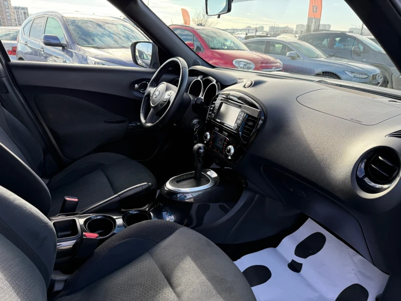 Nissan Juke 1.6i CH AUTOMAT Navi, снимка 10 - Автомобили и джипове - 52522374