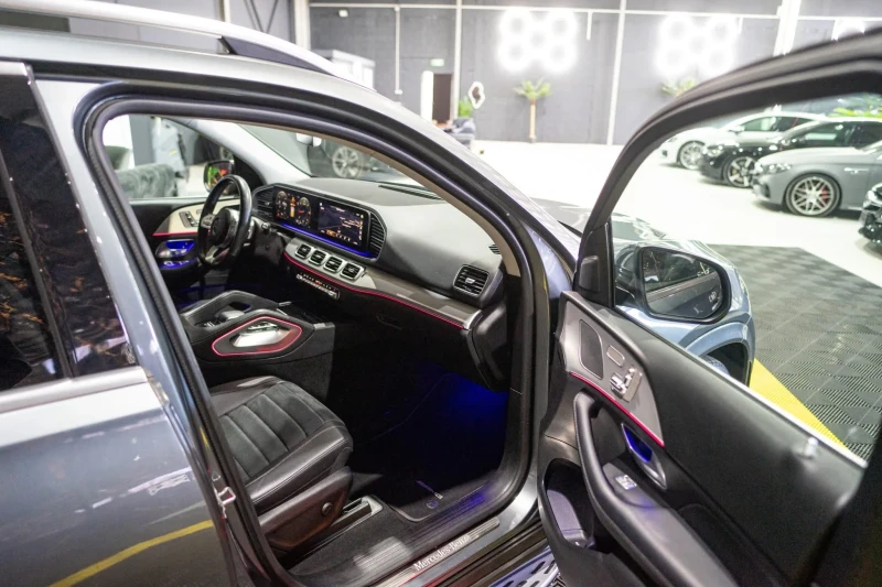 Mercedes-Benz GLE 300 D 4 MATIC FULL AMG LINE ПАНОРАМА ЛИЗИНГ 100%, снимка 13 - Автомобили и джипове - 52529104