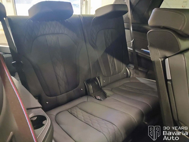 BMW X7 40d xDrive M Sport Paket Sportautomatic, снимка 9 - Автомобили и джипове - 53124188