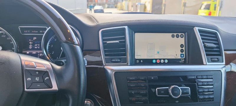 Mercedes-Benz GL 550 X166, снимка 8 - Автомобили и джипове - 53497291