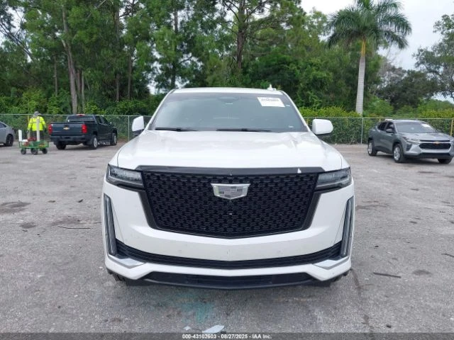 Cadillac Escalade ESV 4WD PREMIUM LUXURY/КРАЙНА ЦЕНА