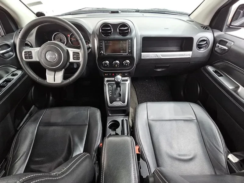 Jeep Compass, снимка 7 - Автомобили и джипове - 54463253