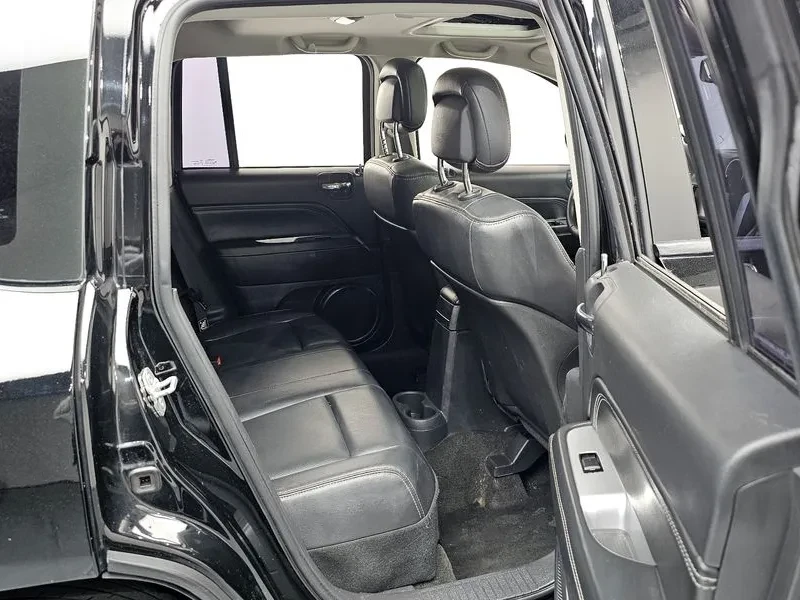 Jeep Compass, снимка 11 - Автомобили и джипове - 54463253