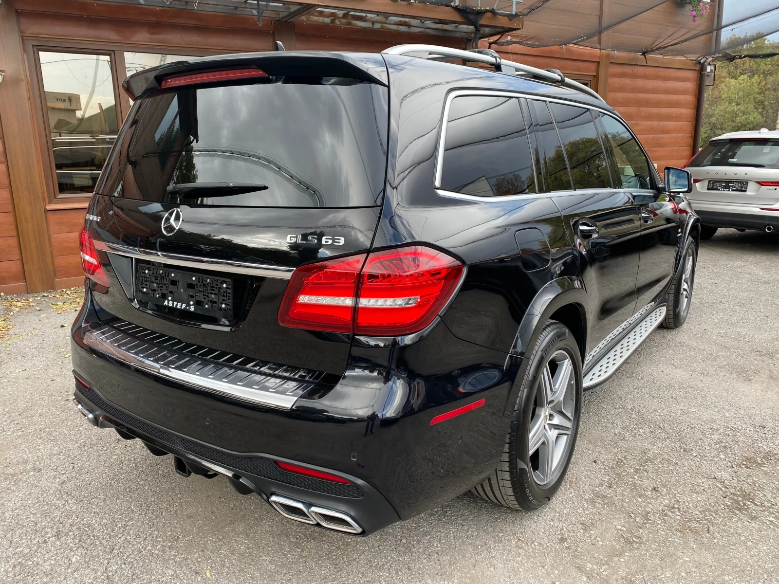 Mercedes-Benz GLS 63 AMG Harman / Kardon Keyless 360 Камери Панорама - изображение 5