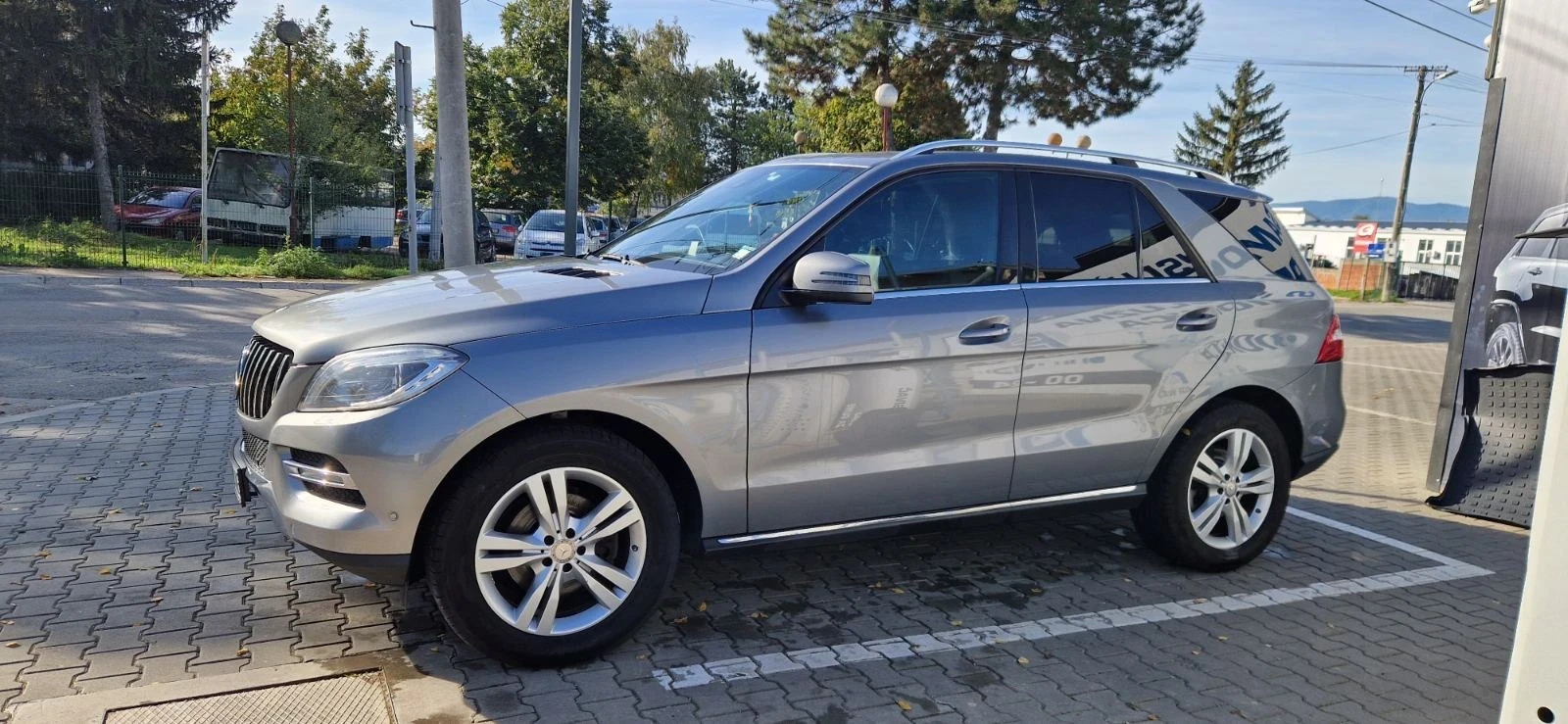 Mercedes-Benz ML 350  - изображение 2