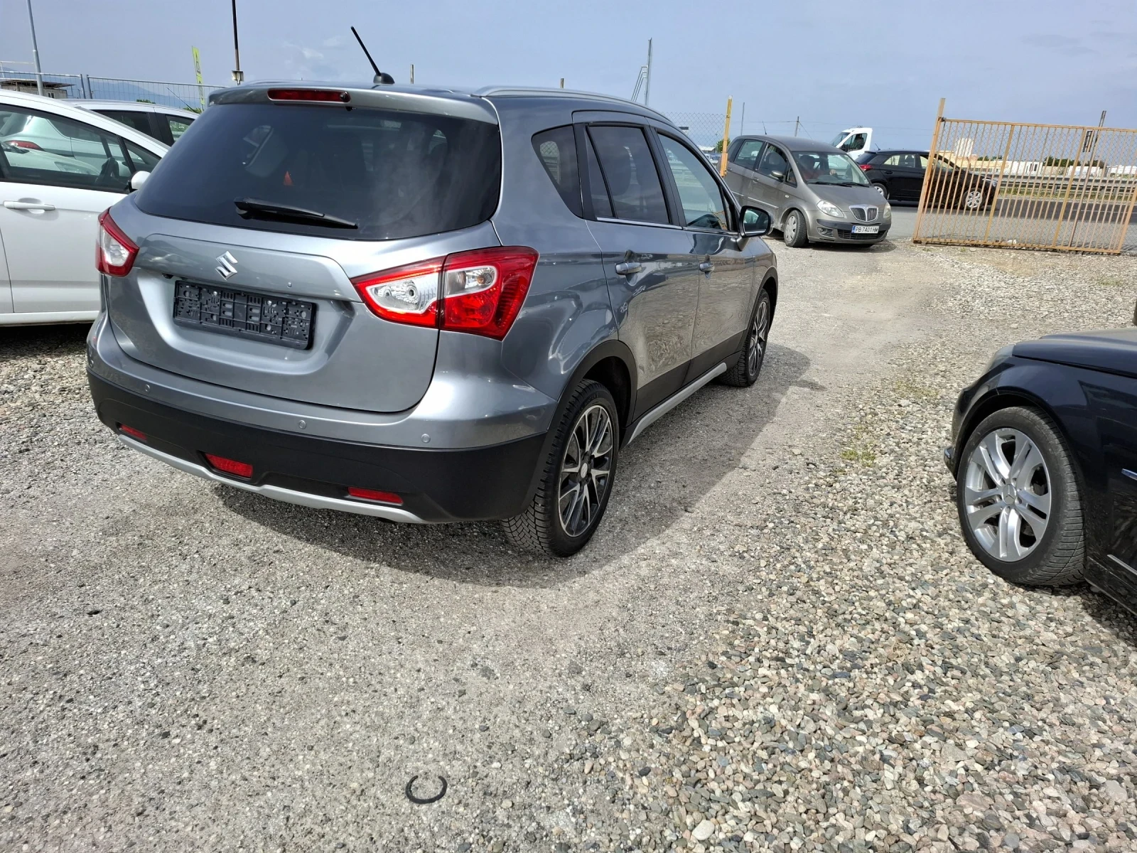 Suzuki SX4 S-Cross 1.6D 4х4 Кожа * Нави* Панорама* Камера - изображение 4