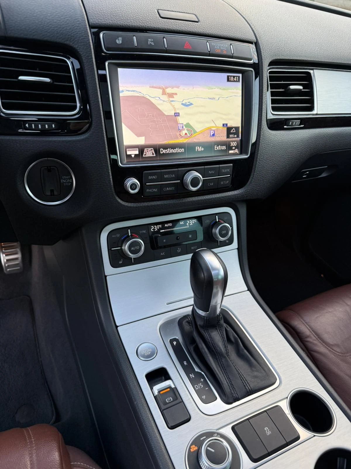 VW Touareg 2 R-Line 3.0 TDI Tiptronic 8 speed | Mobile.bg � ����������� 11