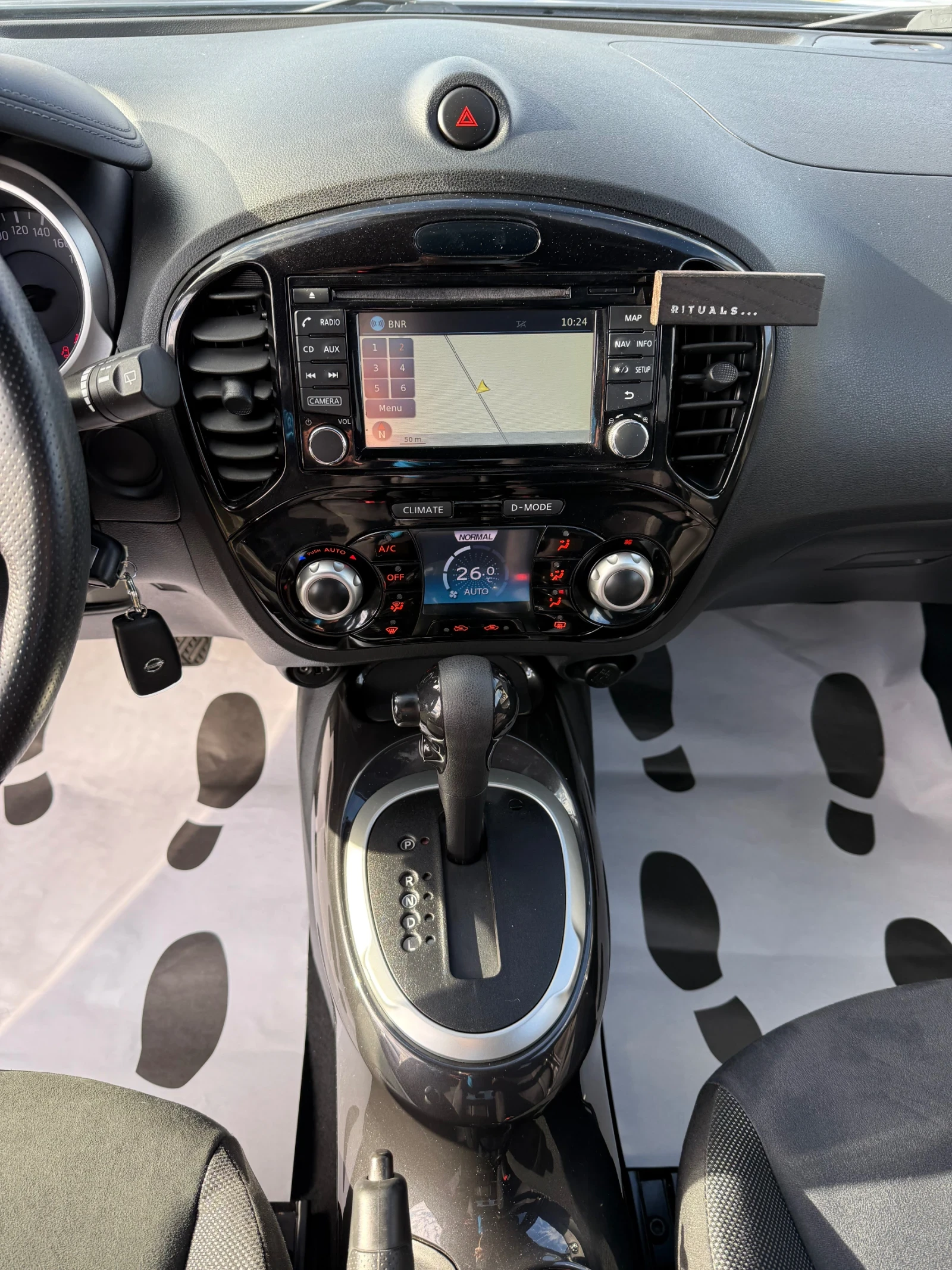 Nissan Juke 1.6i CH AUTOMAT Navi | Mobile.bg   16