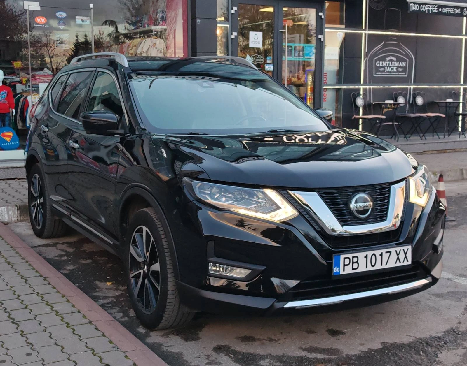 Nissan Rogue SL, Перфектен, FULL екстри - изображение 7