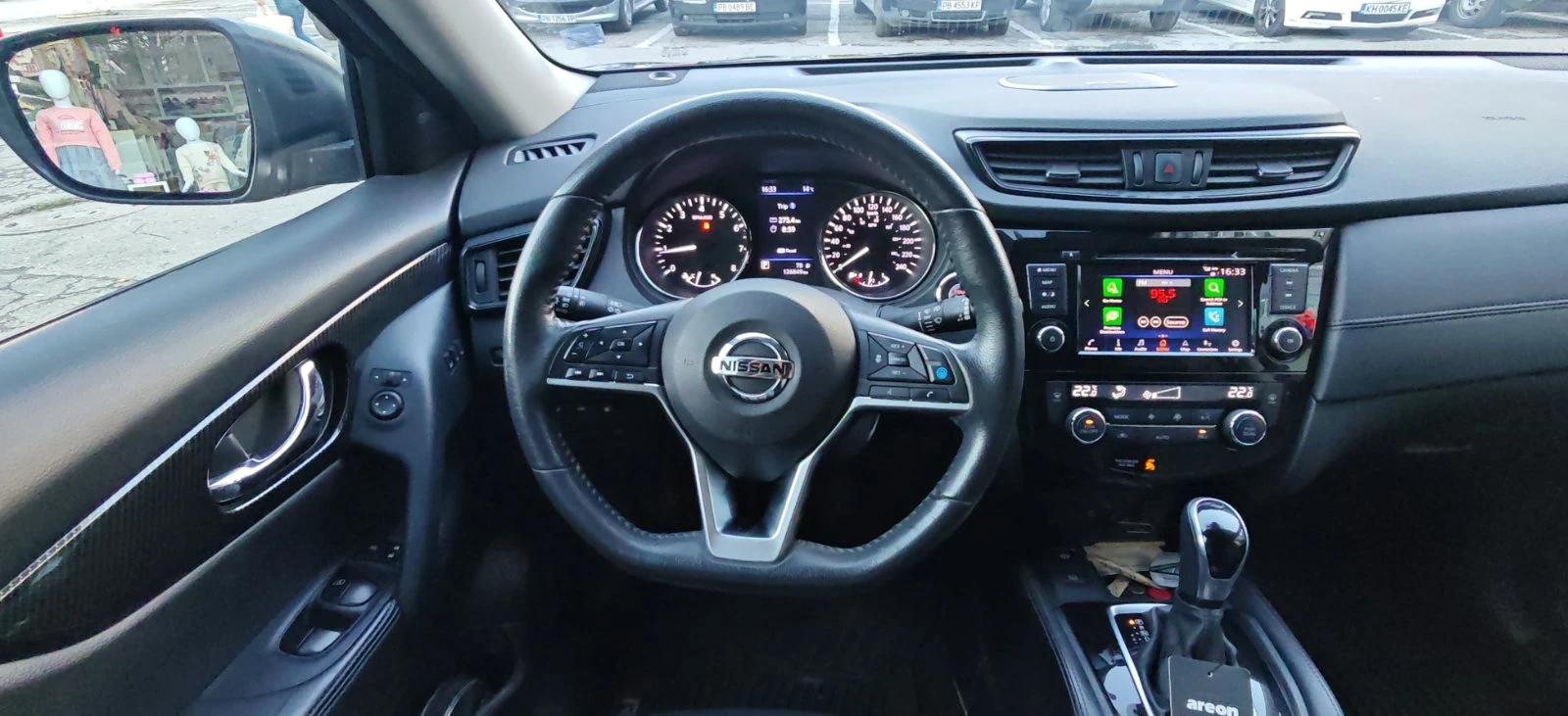 Nissan Rogue SL, Перфектен, FULL екстри - изображение 10