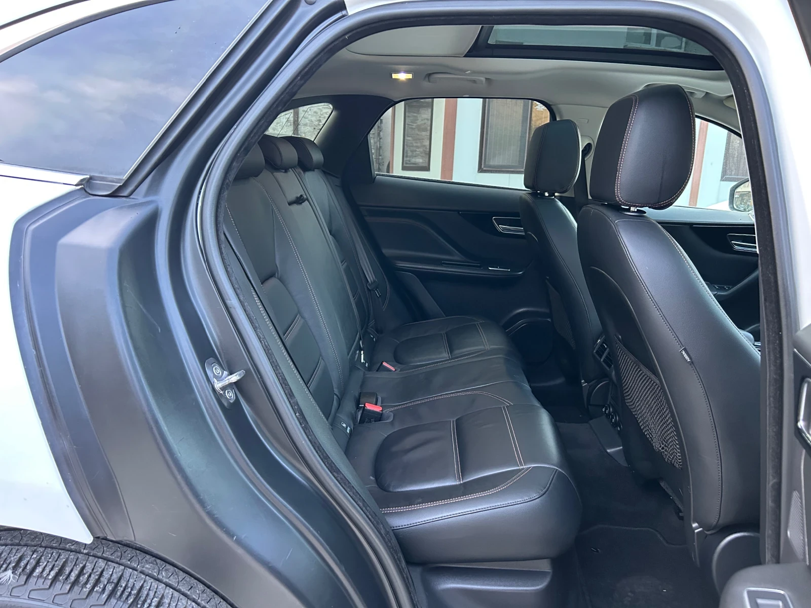 Jaguar F-PACE 2.0D* AWD* PRESTIGE* DIGITAL COCKPIT* PANO* 179000 | Mobile.bg � ����������� 10