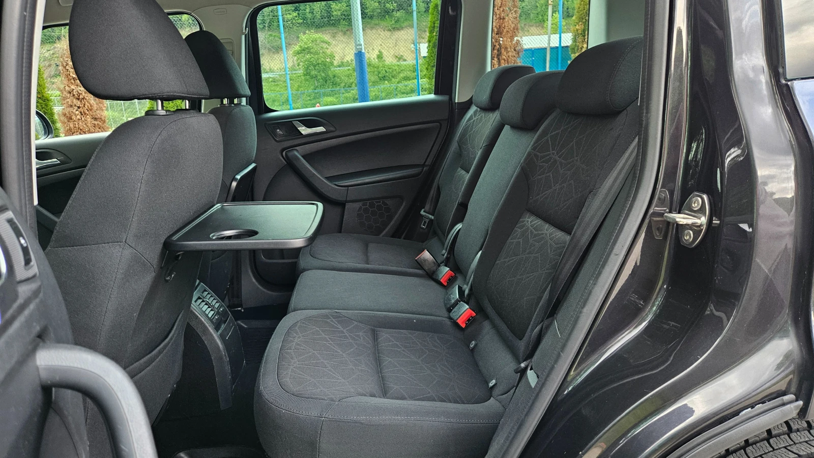Skoda Yeti 2.0 TDI 4X4/KLIMATRON/TOP, снимка 14 - Автомобили и джипове - 54616541
