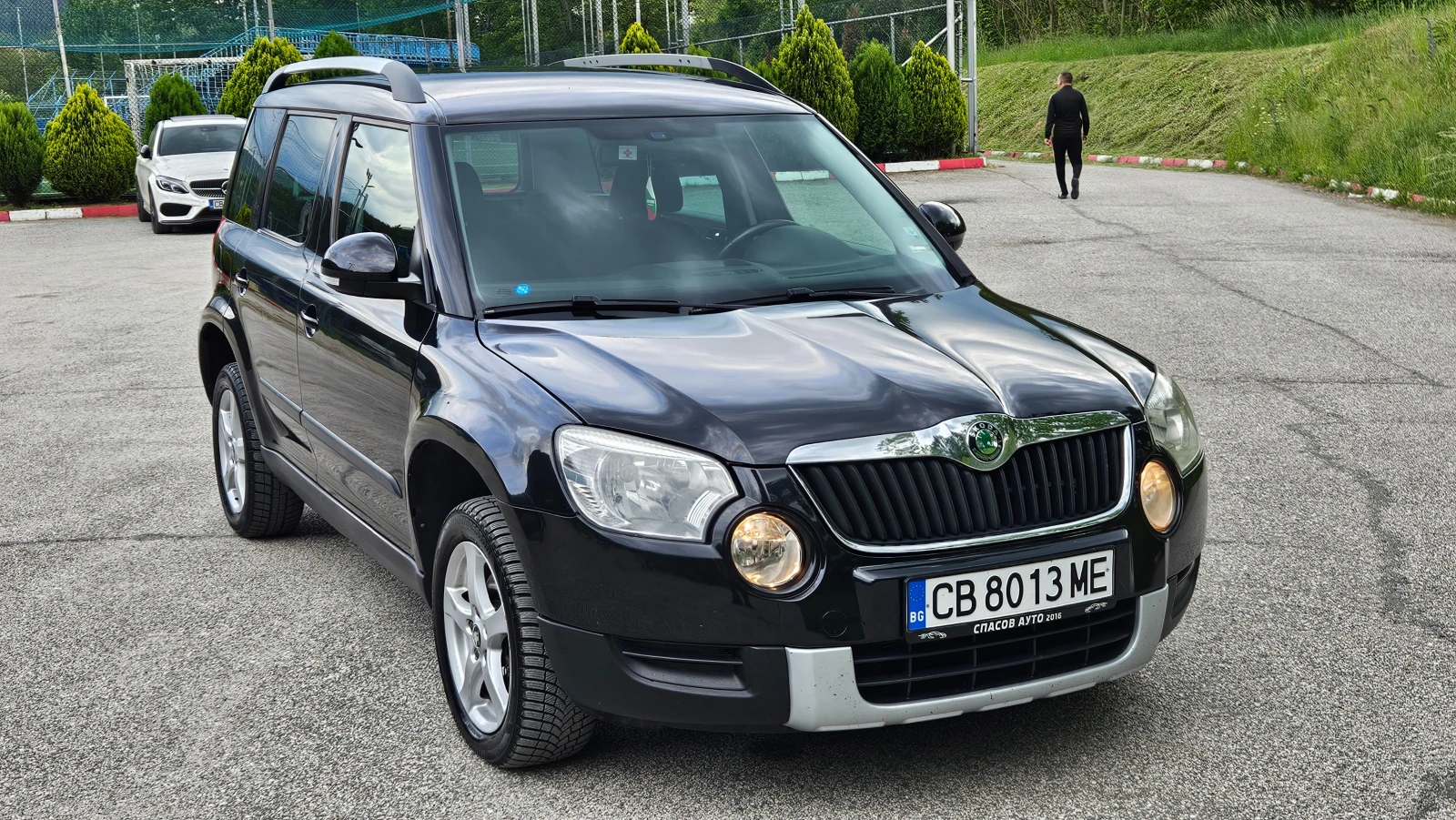 Skoda Yeti 2.0 TDI 4X4/KLIMATRON/TOP, снимка 9 - Автомобили и джипове - 54616541
