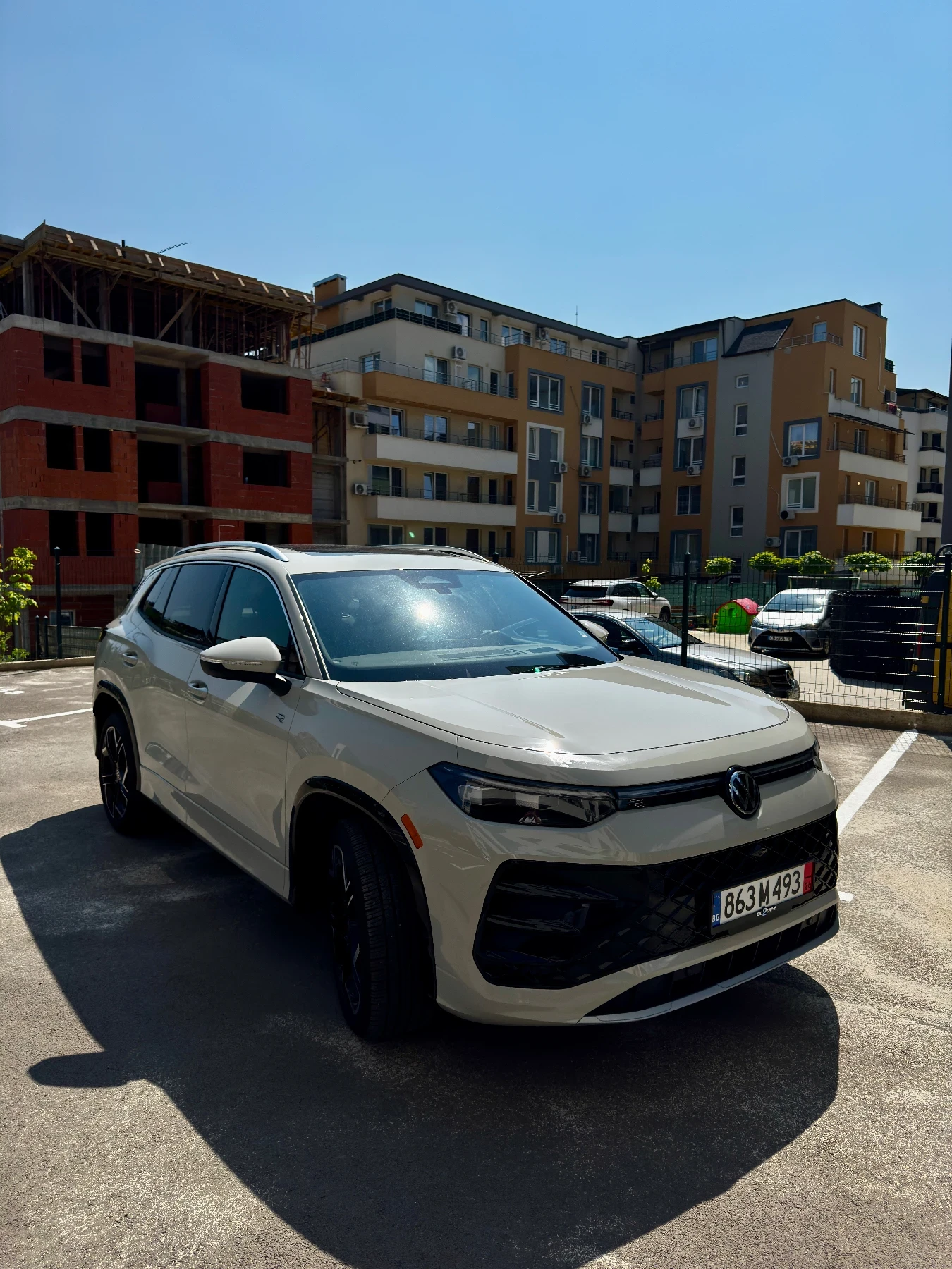 VW Tiguan 2.0 TSI R-Line Plus 4Motion / Гаранция , снимка 5 - Автомобили и джипове - 55342020
