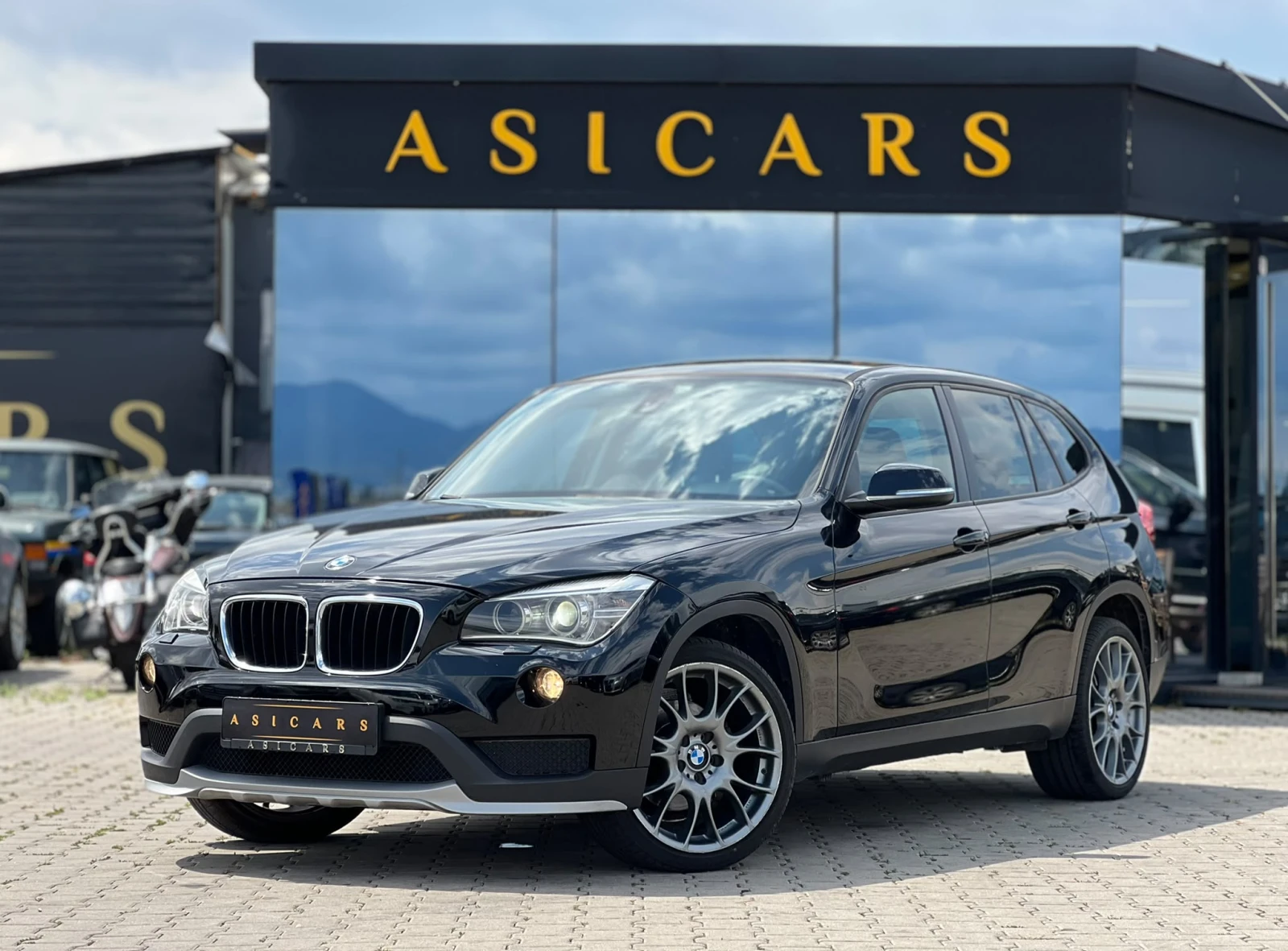 BMW X1 / 2.0D / EURO 5 / SDRIVE / NAVI / 