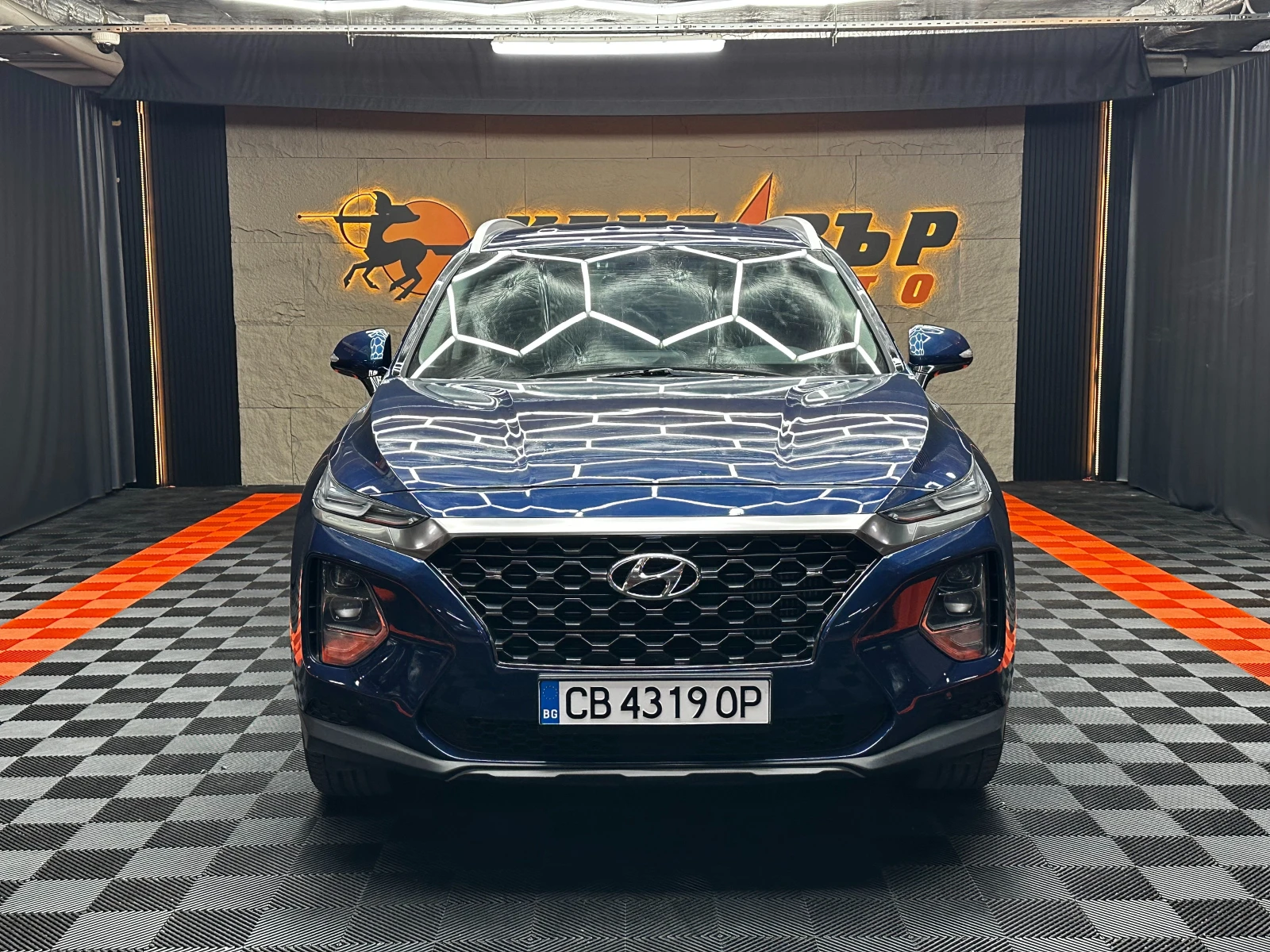 Hyundai Santa fe 2.2D/Доказани км/Гаранция/Всички екстри/ТОП, снимка 2 - Автомобили и джипове - 55818285