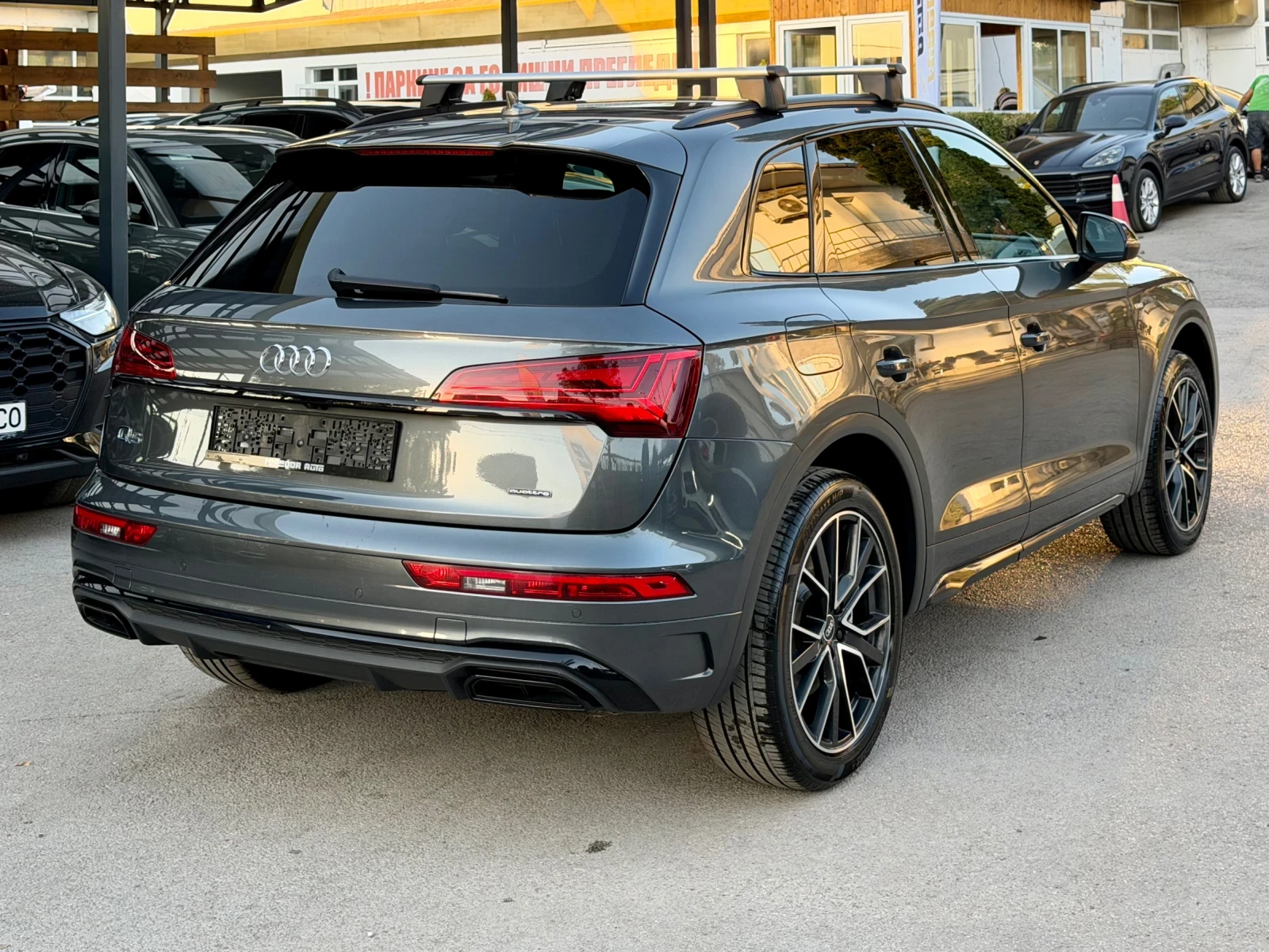 Audi Q5 S-line Quattro, снимка 5 - Автомобили и джипове - 56012105
