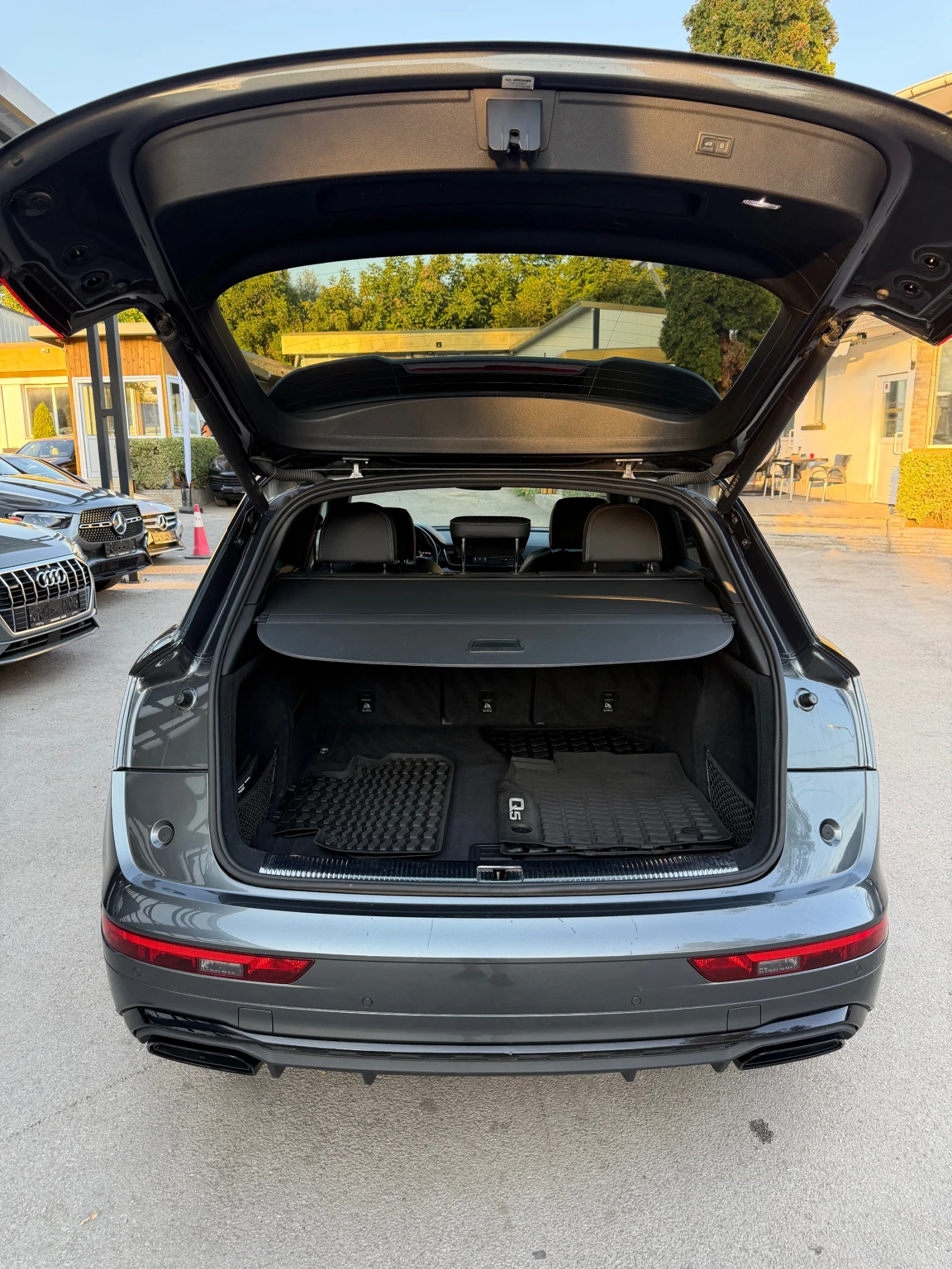 Audi Q5 S-line Quattro, снимка 15 - Автомобили и джипове - 56012105