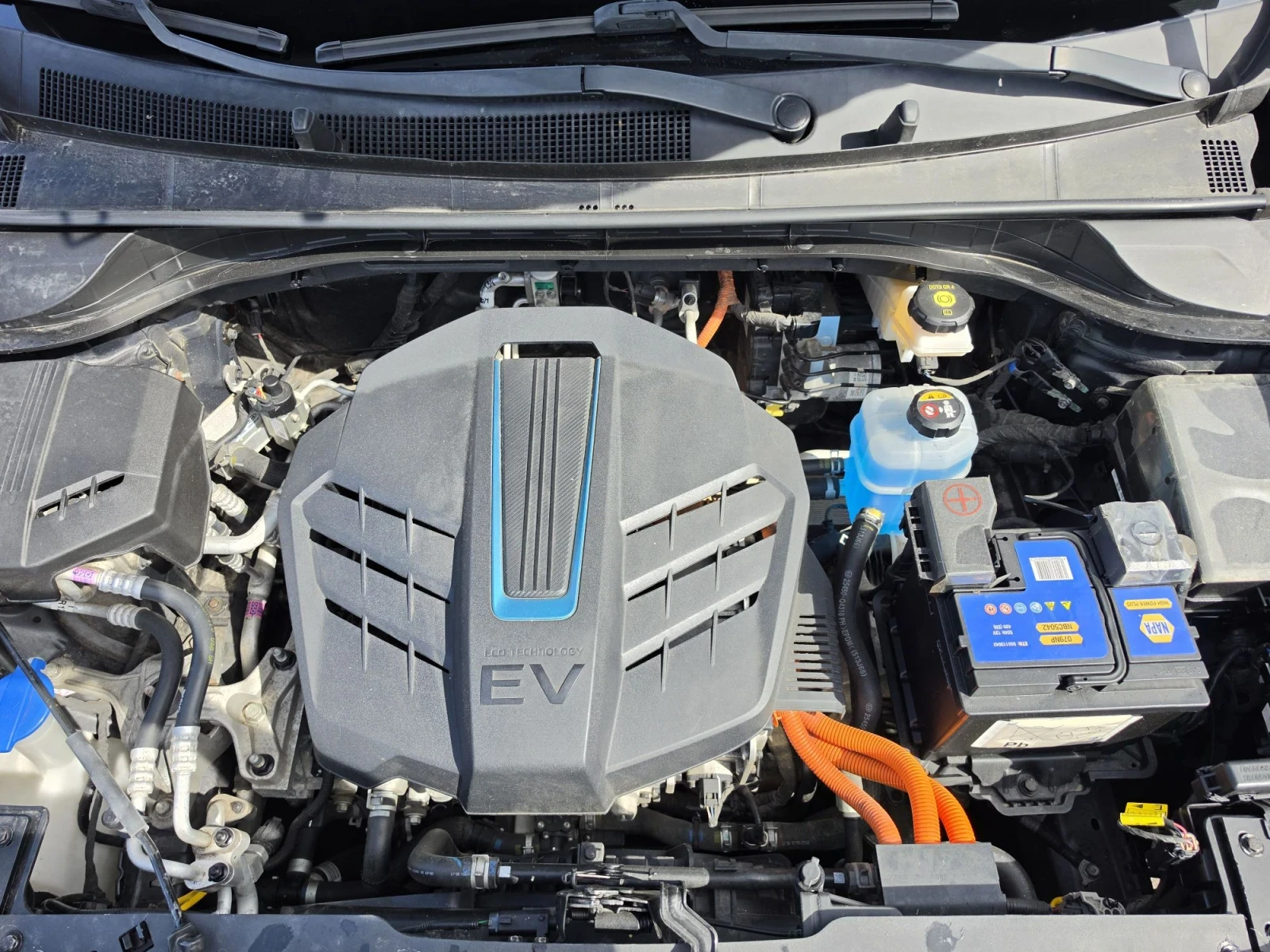 Kia Niro 64KW/PREMIUM/TERMOPOMPA/FULL FULL, снимка 15 - Автомобили и джипове - 56081303