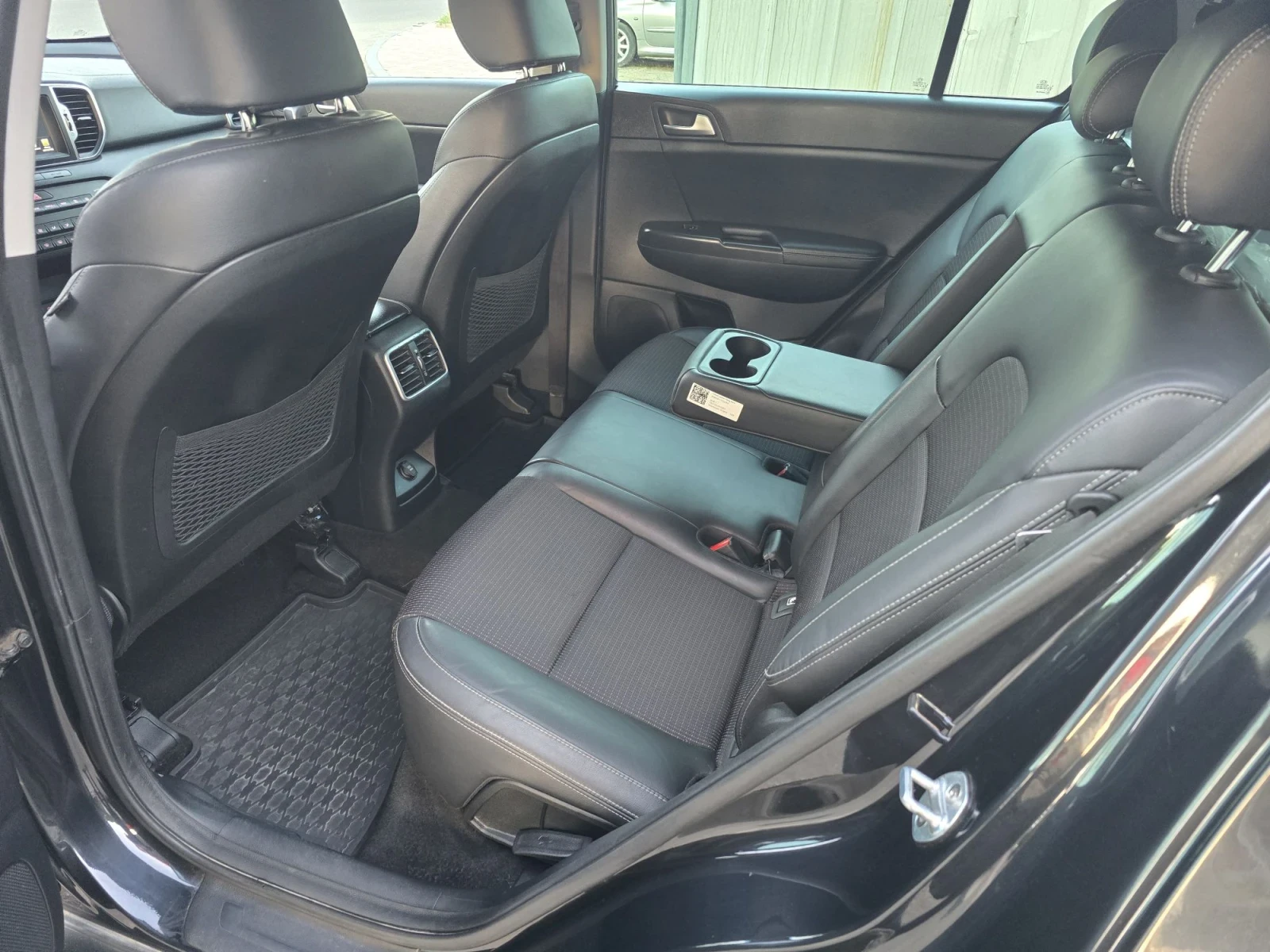 Kia Sportage 1.7D 115к.с ИТАЛИЯ , снимка 11 - Автомобили и джипове - 56111646