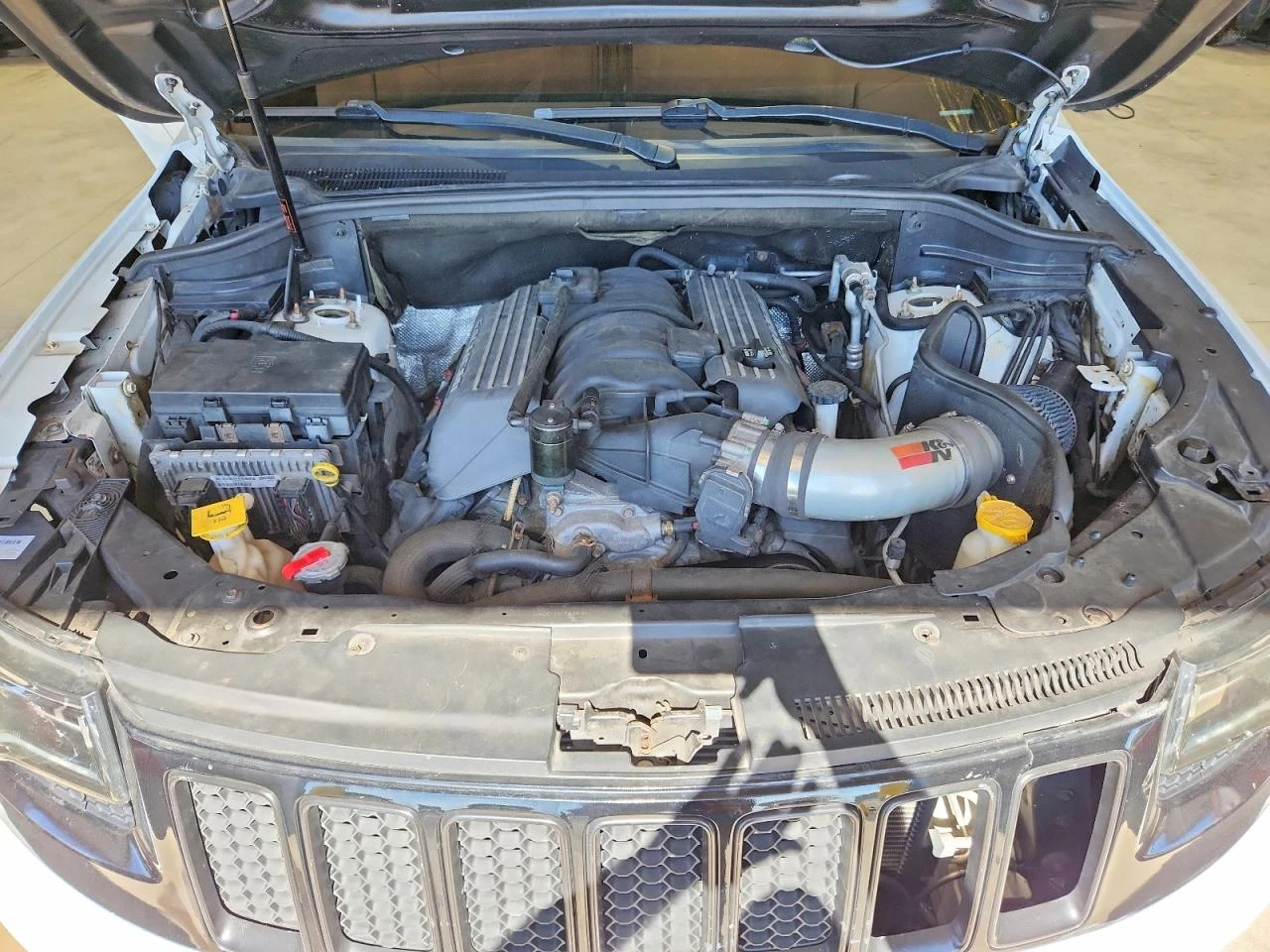 Jeep Grand cherokee, снимка 12 - Автомобили и джипове - 56305618