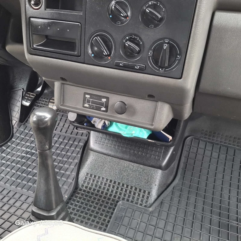 VW T4, снимка 10 - Бусове и автобуси - 52517505