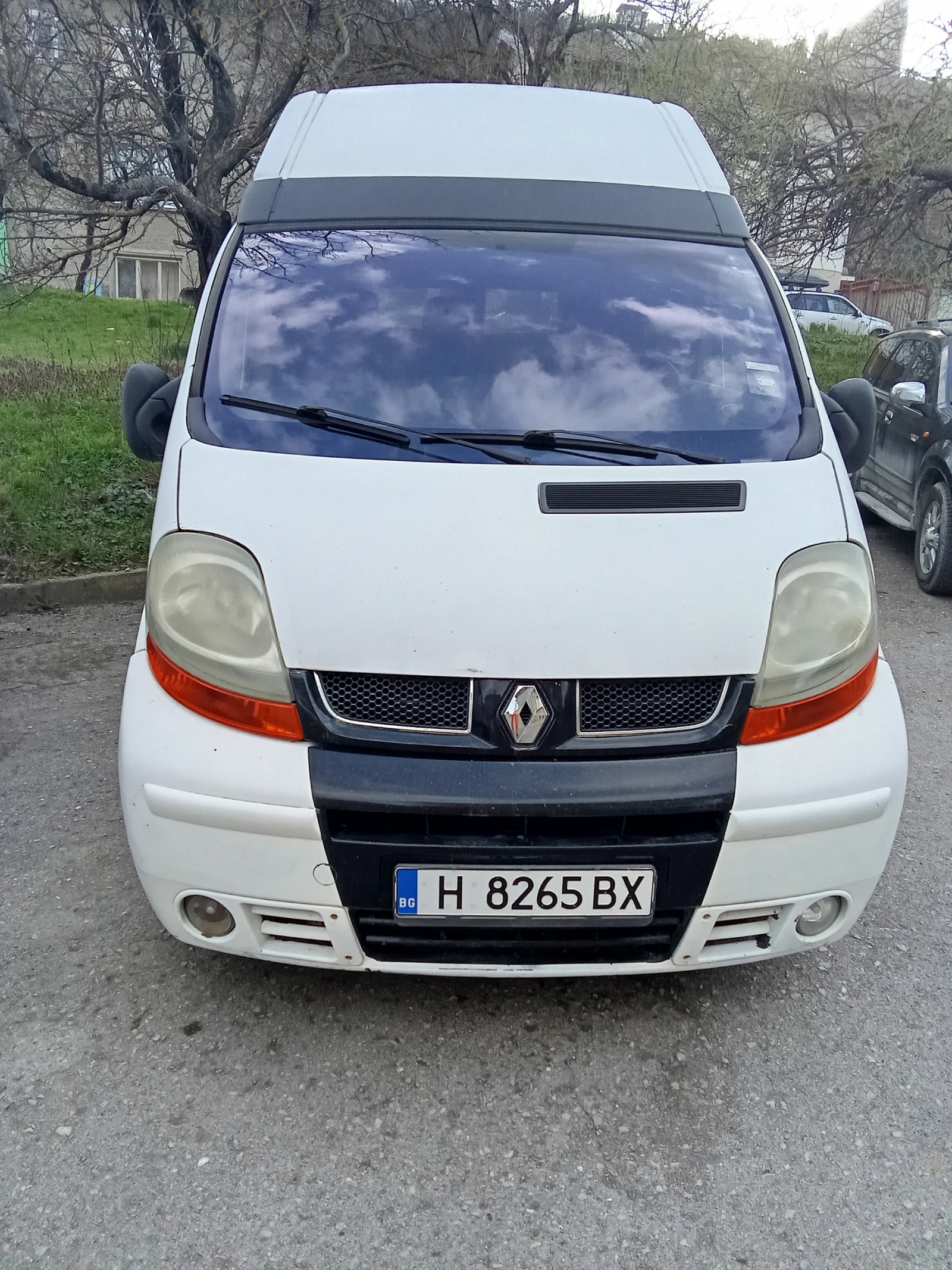 Renault Trafic, снимка 2 - Бусове и автобуси - 53878592