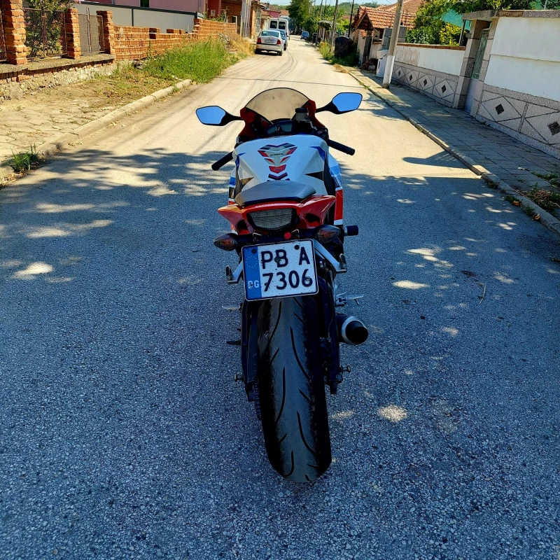 Honda Cbr 1000, снимка 11 - Мотоциклети и мототехника - 53287210
