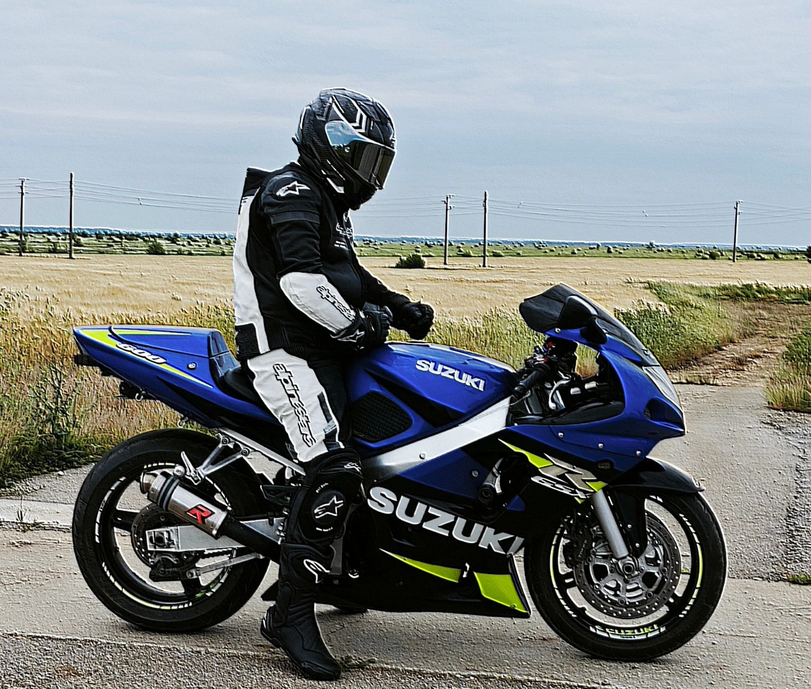 Suzuki Gsxr K2 2002 - изображение 3