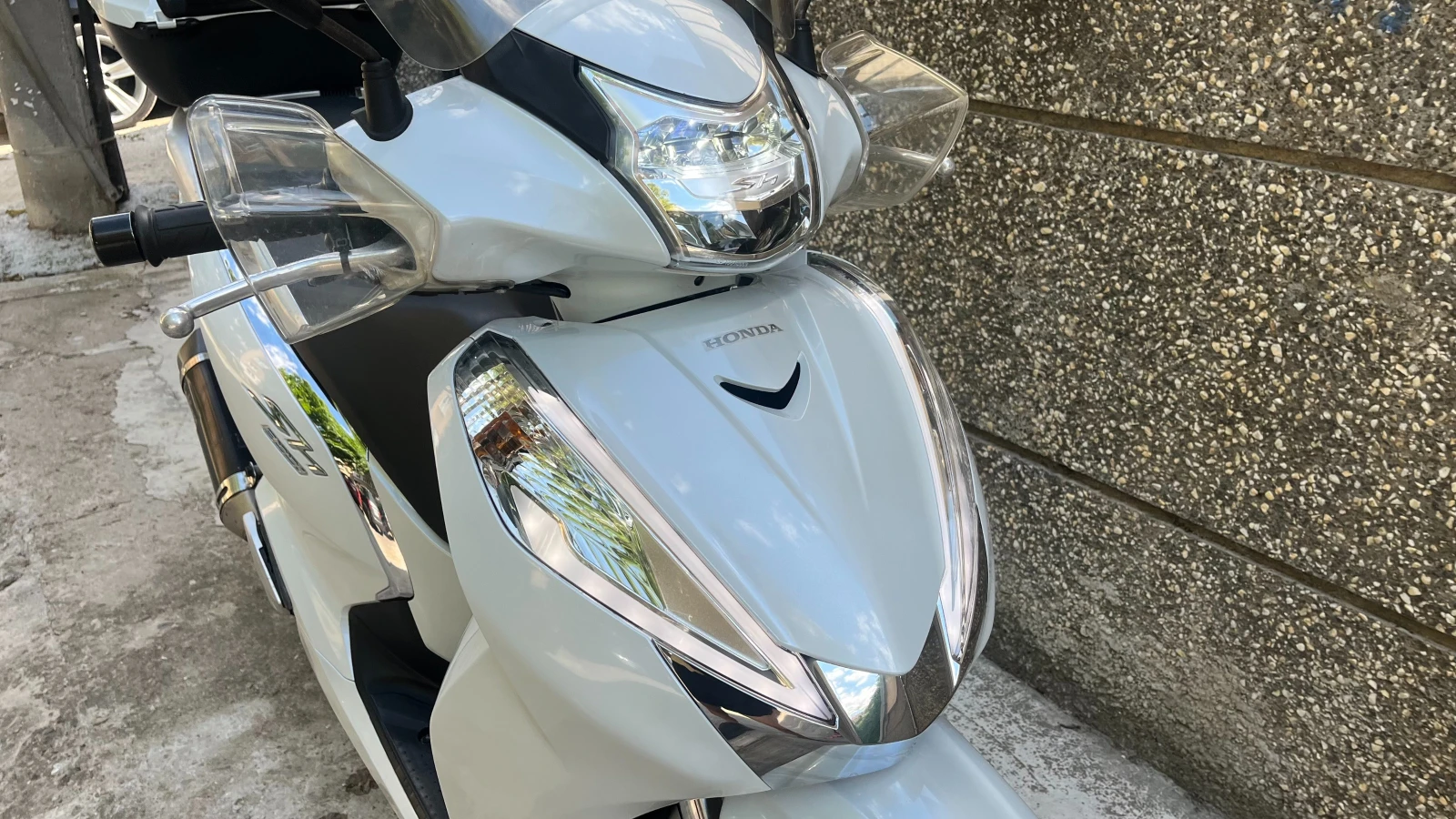 Honda Sh 300 ABS LED KEYLESS, снимка 7 - Мотоциклети и мототехника - 55264236