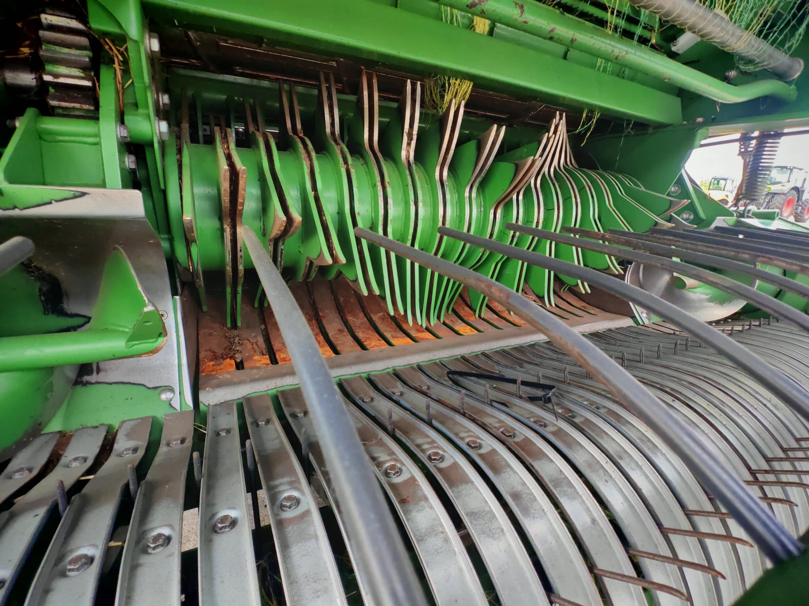  Krone V150XC X-treme     20 % | Mobile.bg   15