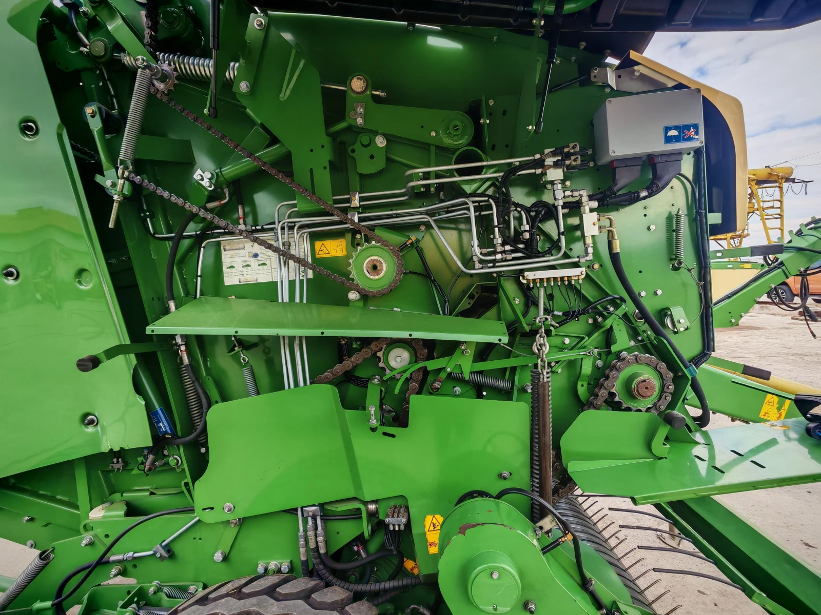 Балировачка Krone V150XC X-treme лизинг с първоначална вноска 20 % - изображение 10