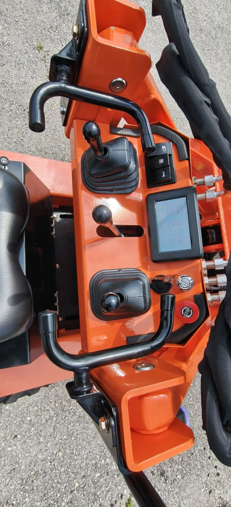 Мини челни товарачи Друга   BHARAL RW26-8 Чисто Нова 12 месеца гаранция , снимка 7 - Индустриална техника - 50620145