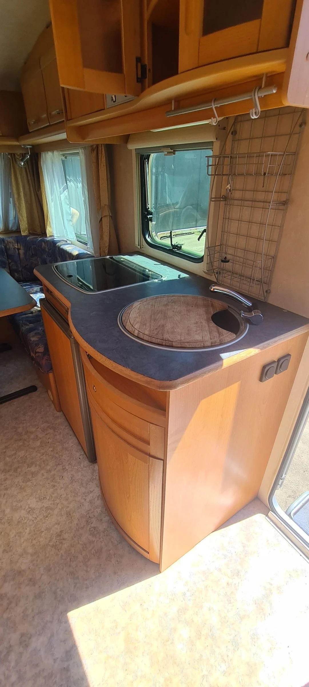 �������� Adria UNICA 465 | Mobile.bg � ����������� 15