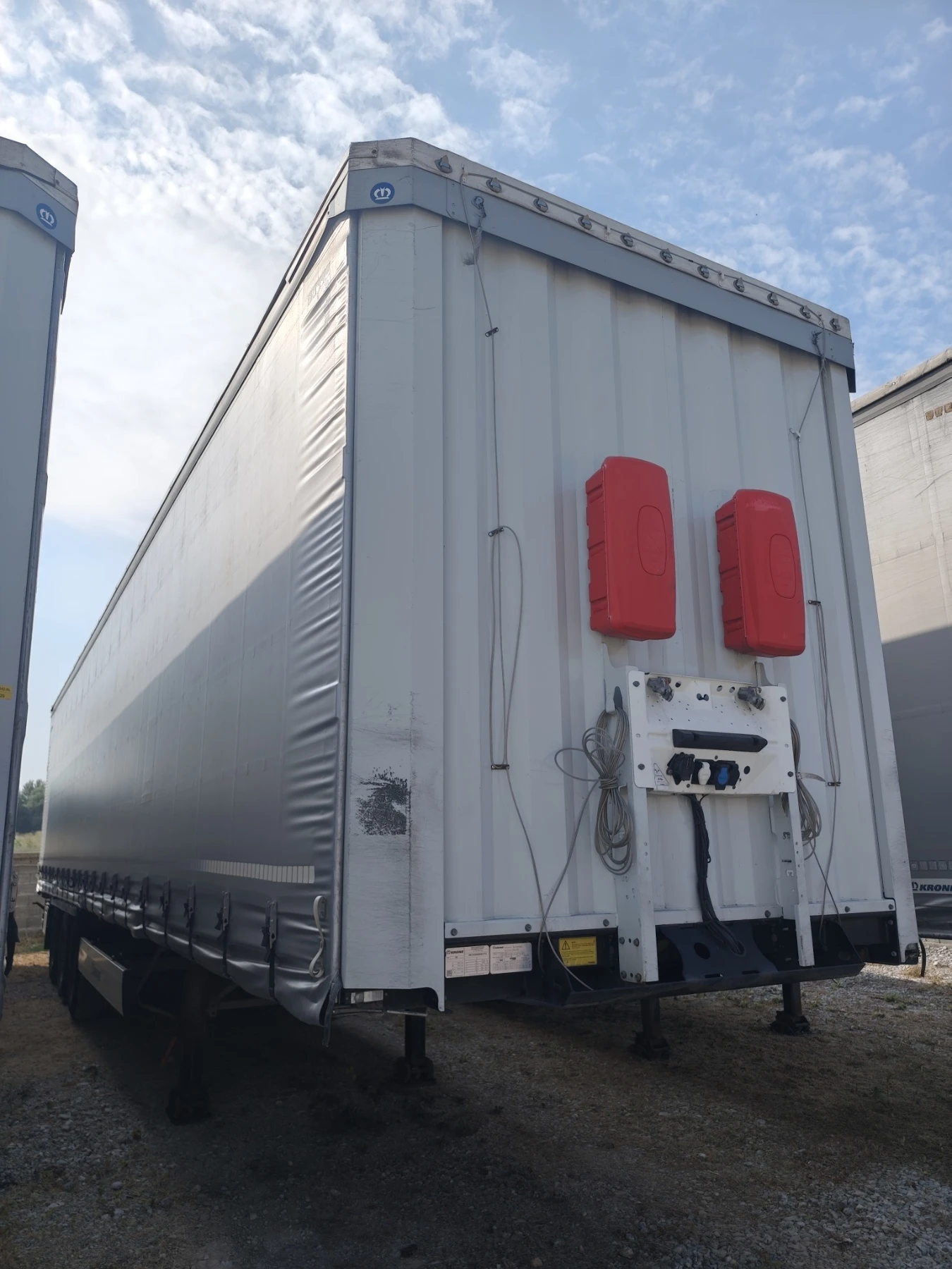 Полуремарке Krone Profi Liner SD, снимка 4 - Ремаркета - 55109478