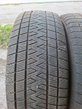 Гуми Зимни 225/60R18, снимка 5