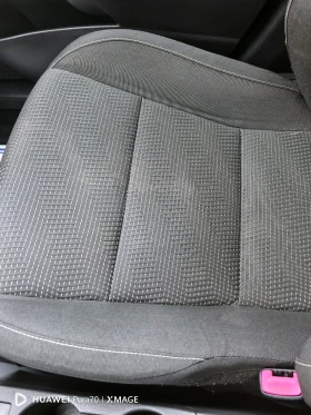 Toyota Auris 1.4 дизел, снимка 8