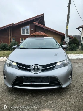 Toyota Auris 1.4 дизел, снимка 1