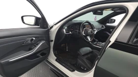 BMW 330 М-ПАКЕТ| HUD| PANO| 360| AMBIENT| 2 КЛЮЧА| , снимка 14