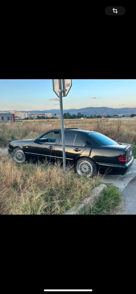     Mercedes-Benz E 50 AMG