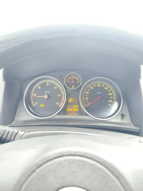 Opel Zafira, снимка 1 — Bazar.bg Opel Zafira, снимка 1