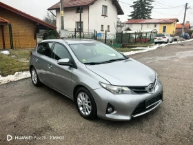 Toyota Auris 1.4 дизел, снимка 2