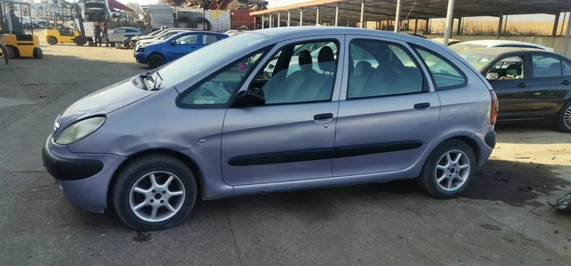 Citroen Xsara picasso 2.0, снимка 4 - Автомобили и джипове - 42426682