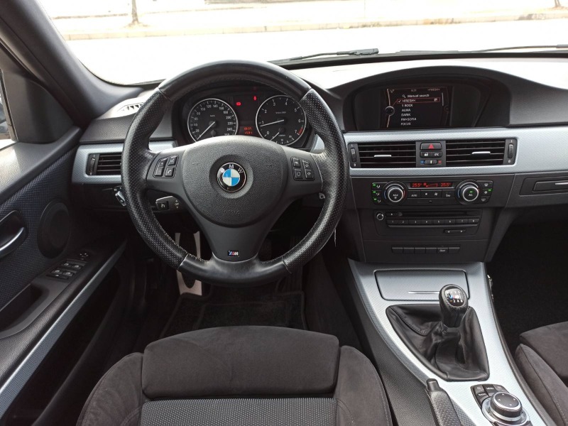 BMW 318 M-PACK, снимка 14 - Автомобили и джипове - 44944037