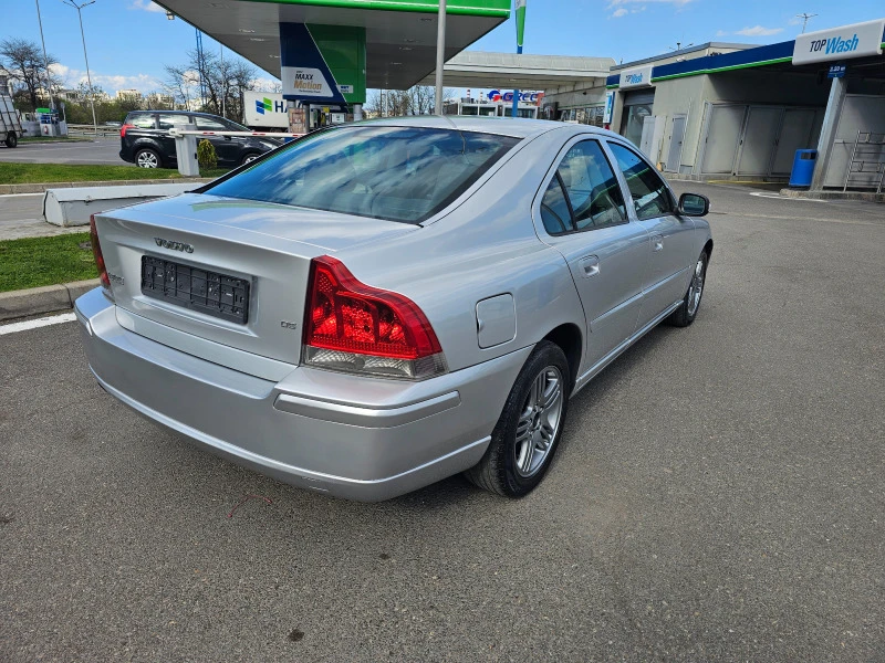 Volvo S60 2.4 TD, снимка 5 - Автомобили и джипове - 47009828